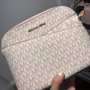 Michael kors crossbody dome bag
